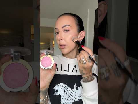 Work From Home GRWM #promakeupartist #makeuptutorial #grwm