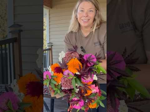 STUNNING Marigold Bouquets! #cutflowers #flowers #flowerfarming #florist #gardening