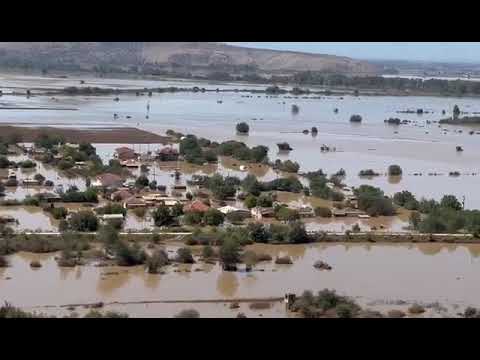 Απέραντη θάλασσα λάσπης: Τεράστια καταστροφή στο Βλοχό – Το χωριό από ψηλά  | CNN Greece