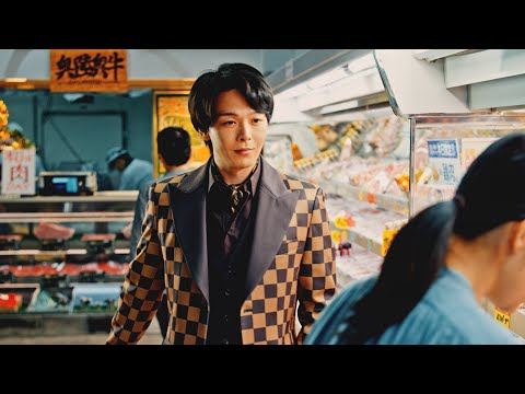 The GRAND アルトバイエルン ウインナージェントルマン篇15秒(25)