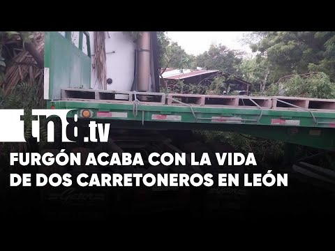 Dos carretoneros mueren atropellados por furgón en León
