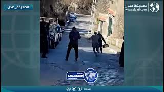 رجل عربي يضرب زوجته امام اهلها