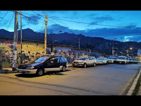 Suspenden salida de buses desde terminal de buses de La Paz