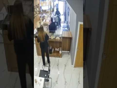 Moped crashes into jewellery shop in Islington before armed thieves raid