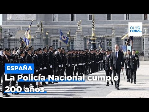 Los Reyes celebran los 200 años de la Policía Nacional con un acto en Madrid