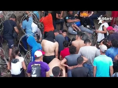Info Martí | Cubanos varados en México