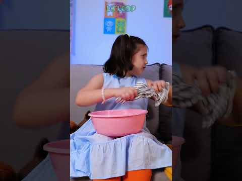 💖 قصة العناية بأخت مريضة — لحظات لطيفة 🤕 #shorts #قصص_الأطفال