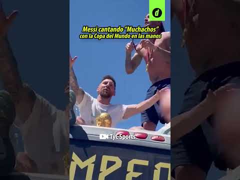 Messi cantando Muchachos con la Copa del Mundo en las manos | Depor