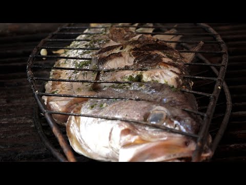 Disfrutá de un delicioso pescado asado en Asados Casa Verde