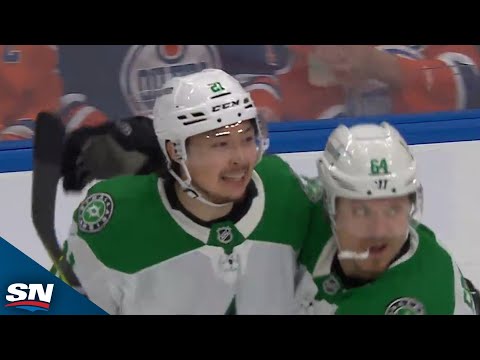 Stars Jason Robertson Fires Home Game-Tying Goal On Power Play