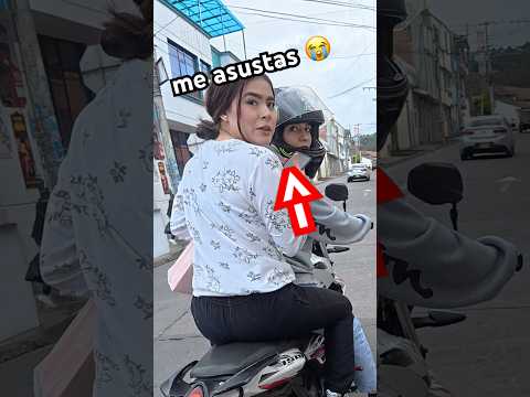 LADRANDO por las CALLES #humor #motos #risas #biker #calles #bromas