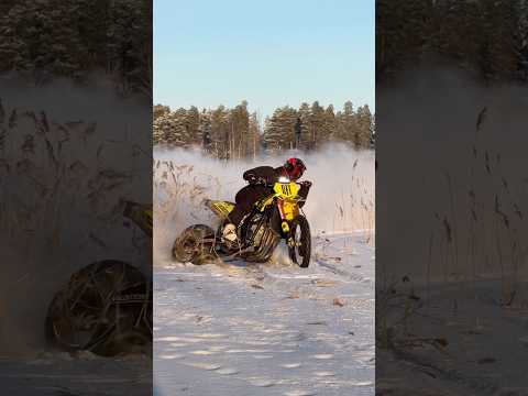 Cutting grass ✂️