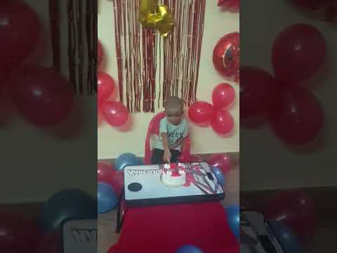 happy birthday kanna🎂🎁