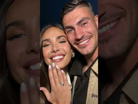 La influencer Ana Moya se compromete con el futbolista Diego Conde