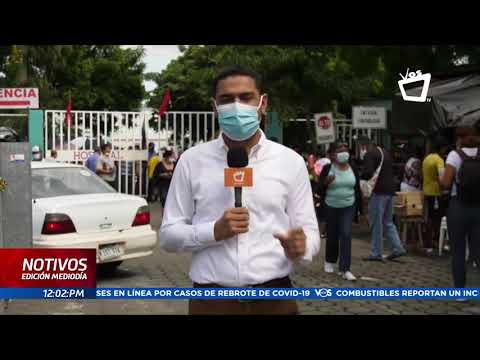 Nicaragüenses mayores de 30 años madrugan para vacunarse contra la Covid-19