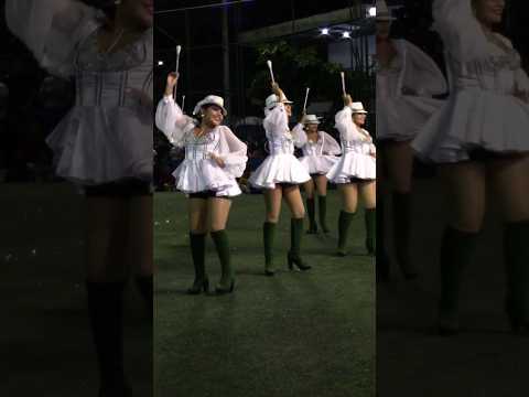 💃🏻💃🏻#hermosas #cachiporristas #Cocodrilos Marching Band #música #baile #talento #festival🥁🎷