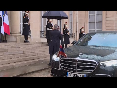 French President Emmanuel Macron welcomes Armenia’s Prime Minister Nikol Pashinyan