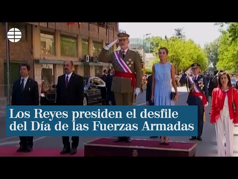 Los Reyes llegan al desfile del Día de las Fuerzas Armadas