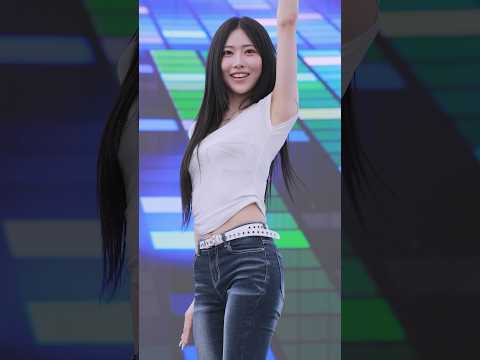 260704 러브원(LOVEONE) - <strong>아연</strong> 직캠 @부산유엔남구 청소년축제