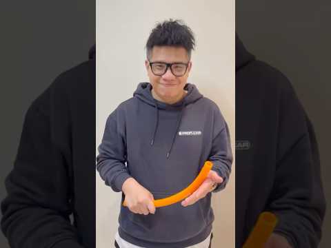 用這根…喚起你童年記憶最深處的記憶…（啪