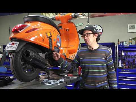 Oil Change on the Robot Bike | Vespa Sprint 150 Crank Case & Gear Box Oil Change