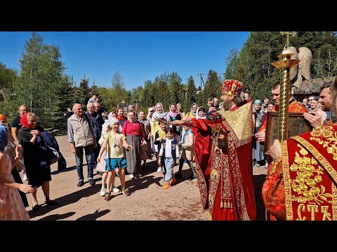 Неделя св. жен-мироносиц. Крестный ход. Токсово 19.05.2024