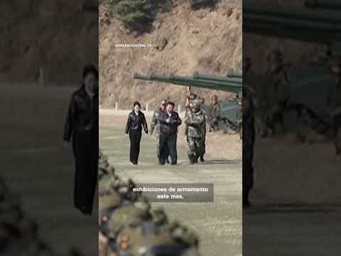 Kim Jong Un lleva a su hija a un simulacro de "preparación para la guerra"