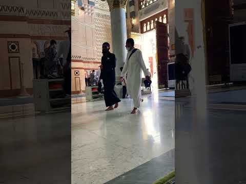 Bus Raha Hai Nazar Main Madina #short #shorts #shortvideo #madina #masjidnabvi #viralvideo #umrah