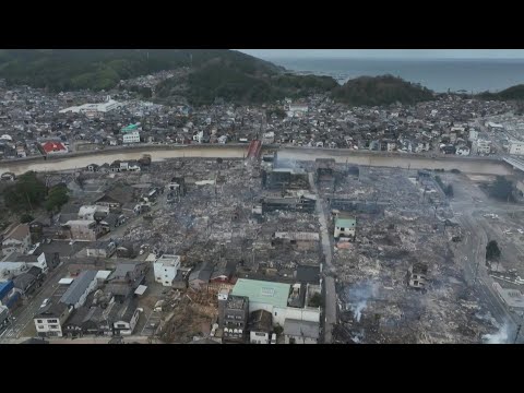 Images aériennes de bâtiments rasés après le séisme mortel dans le centre du Japon | AFP Images