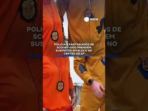 Policiais fantasiados prendem suspeitos em bloco no Centro de SP.📲 #RecordNews #Shorts