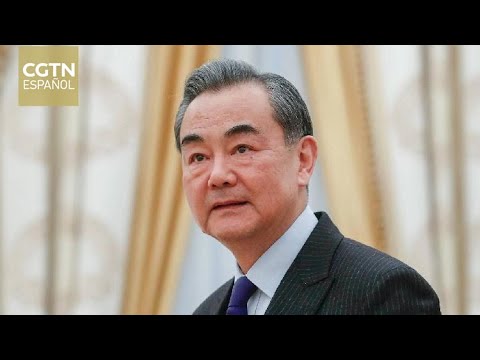 Canciller chino pide unidad y cooperación de comunidad mundial