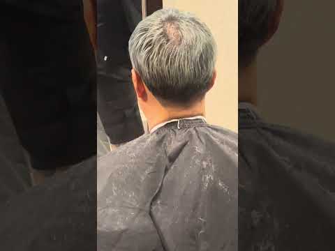 現地のメイクさんに髪の毛を切ってもらいました💈