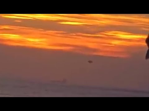 UFOs were sighted off the coast of Rio de Janeiro, Brazil (January 1, 2026)