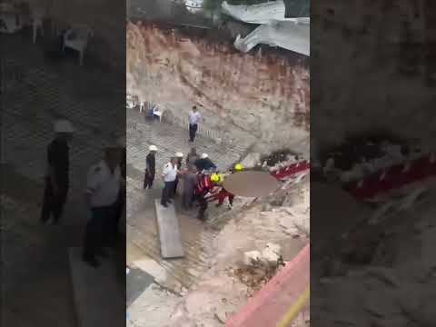 פועל שנפל מגובה חולץ במצב קשה באתר בניה בחיפה