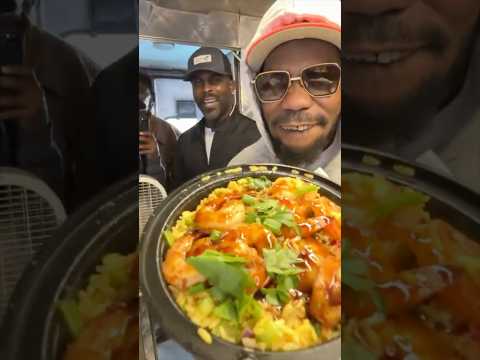 Mike Vick Shows Love At Beanie Sigel’s Food Truck In Philly