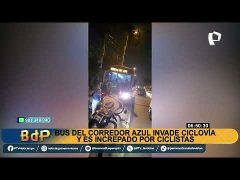 OFF Bus del Corredor azul invade ciclovía