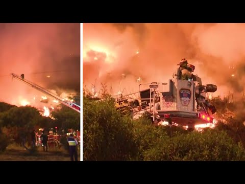 Bomberos controlan incendio en la Costa Verde tras 5 horas de trabajo