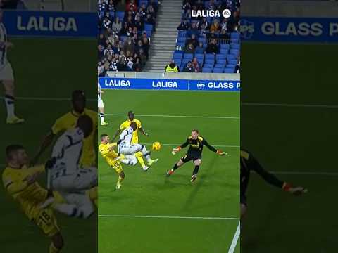 ALBERTO MORENO  #skills #villarrealcf