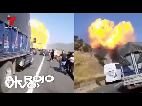 Un camión cisterna explota en una autopista de México | Al Rojo Vivo | Telemundo