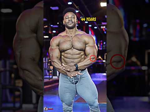 44 ANOS COM SHAPE ABSURDO  Breon Ansley #shorts #viral