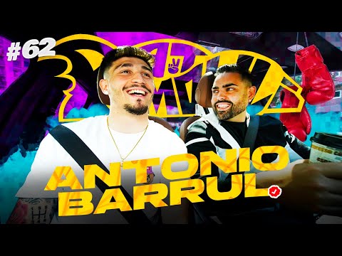 ANTONIO BARRUL en el BATMOWLI #62