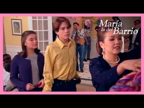 Tita pone en apuros a Nando en su casa | María la del Barrio 1/4 | C-23