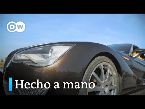 El auto de lujo hecho a mano de Carlos Charly Rodríguez