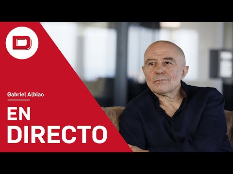 DIRECTO | Gabriel Albiac presenta su nuevo libro ‘Elogio de la filosofía’ junto a Bieito Rubido