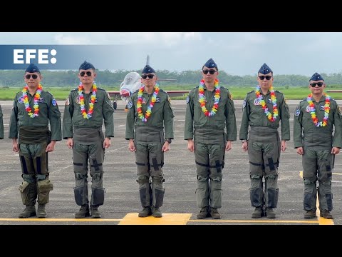 Taiwán exhibe sus principales cazas de combate en un ensayo de su Fuerza Aérea