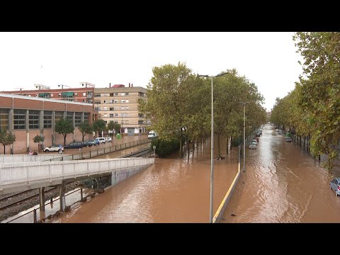 Se desborda el barranco de Aldaia en València por las lluvias