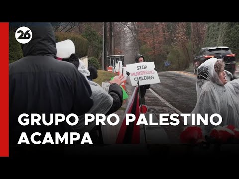 EE.UU | Un grupo de pro palestinos acampan frente a la casa del Subsecretario de Estado