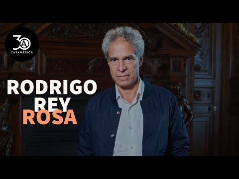 He tratado de practicar una escritura de búsqueda de mi identidad como escritor, Rodrigo Rey Rosa