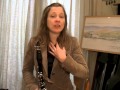 Link to the Youtube video which demonstrates the proper and body position for playing clarinet.