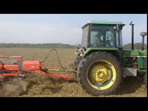 Трактор John deere 2140 1984 г